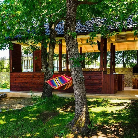 Eloris Guest house