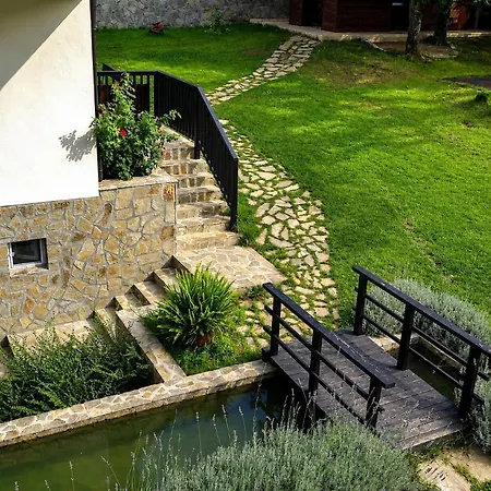 Eloris Guest house
